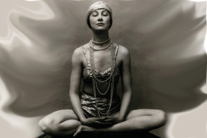 Marguerite Agniel in a Buddha position with her legs crossed Credit: Wellcome Library, London. Photograph by J. de Mirjian, ca.1929. Copyrighted work available under Creative Commons