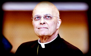 Cardinal Francis George of Chicago at the inauguration of Mayor Rahm Emmanuel, May 2011. Photo by Photobra/Adam Bielawski via WikiCommons 